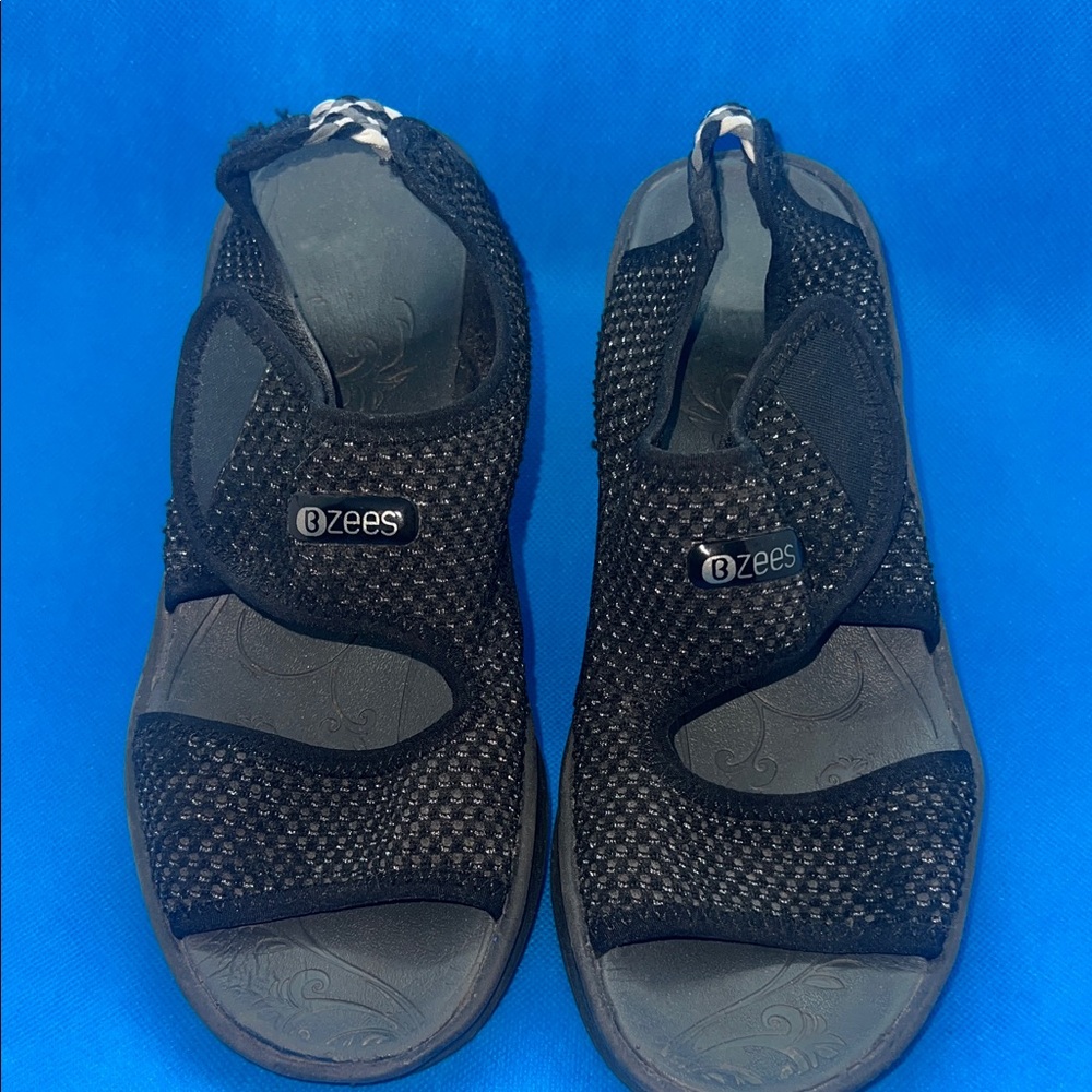 Bzees Black Mesh Sandals